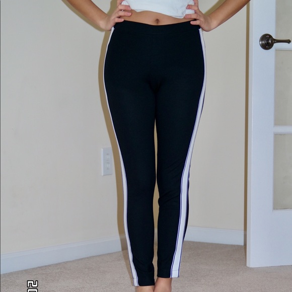 Contrast Leggings - Picture 1 of 2